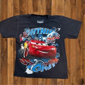 Disney Pixar Cars Lightning McQueen “Lightning Storm” Kids Tee – Size S (4)